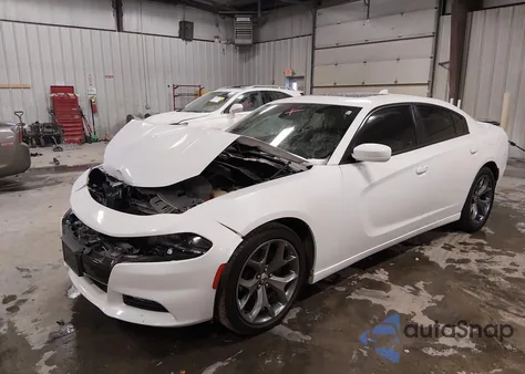 2017 Dodge Charger Sxt Rwd z USA, uszkodzony, nr VIN 2C3CDXHG9HH521113